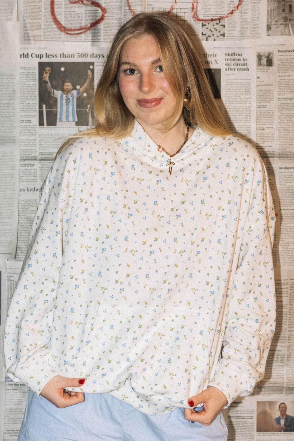 Baby blue flower sweatshirt