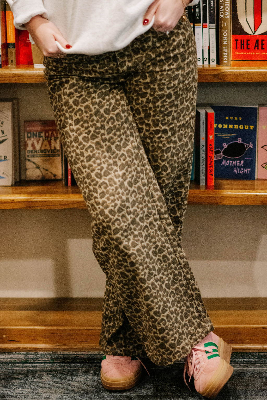 Leopard denim jeans!