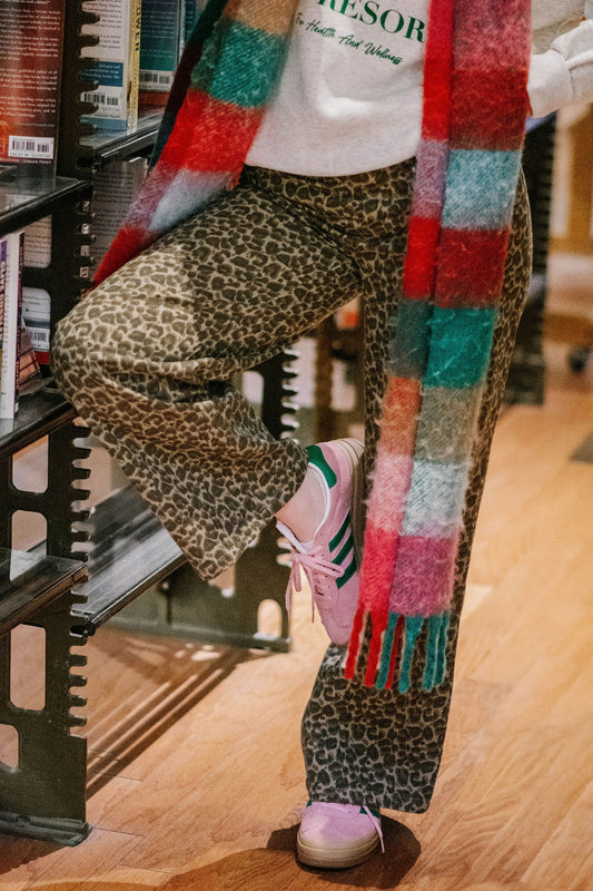 Leopard denim jeans!