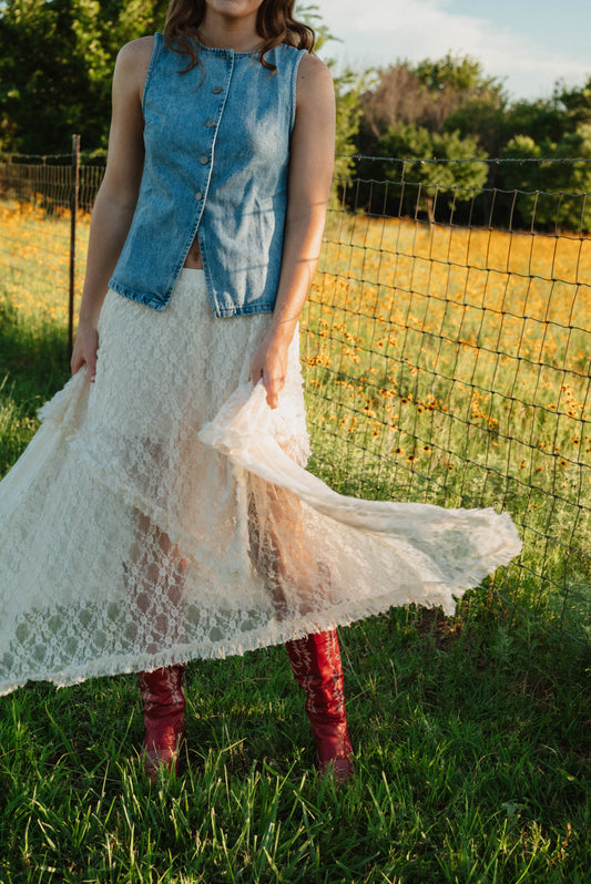 Country lace skirt